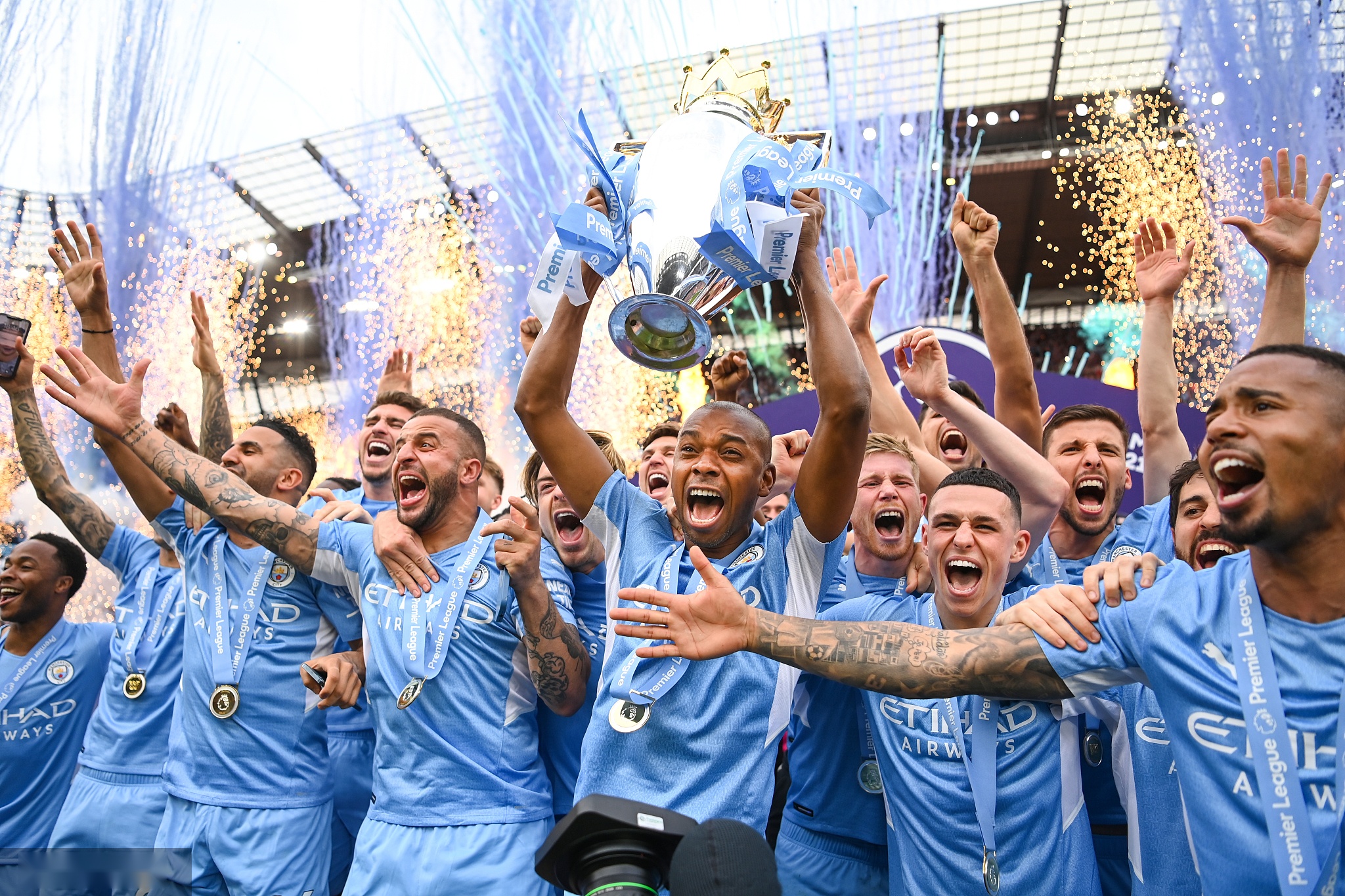 人难以接受 人难以接受