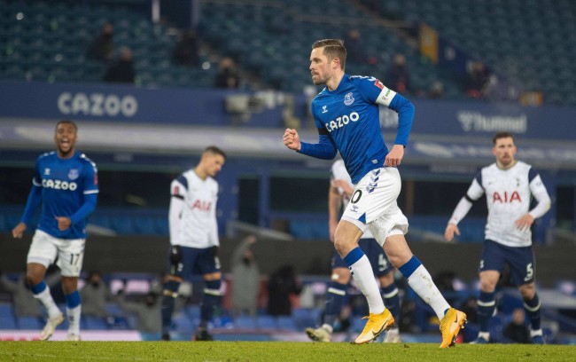 更显霸气 更显霸气